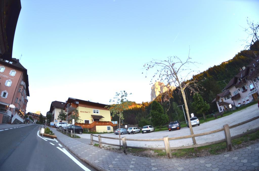 Garni Ossi Panzió Santa Cristina Val Gardena Kültér fotó